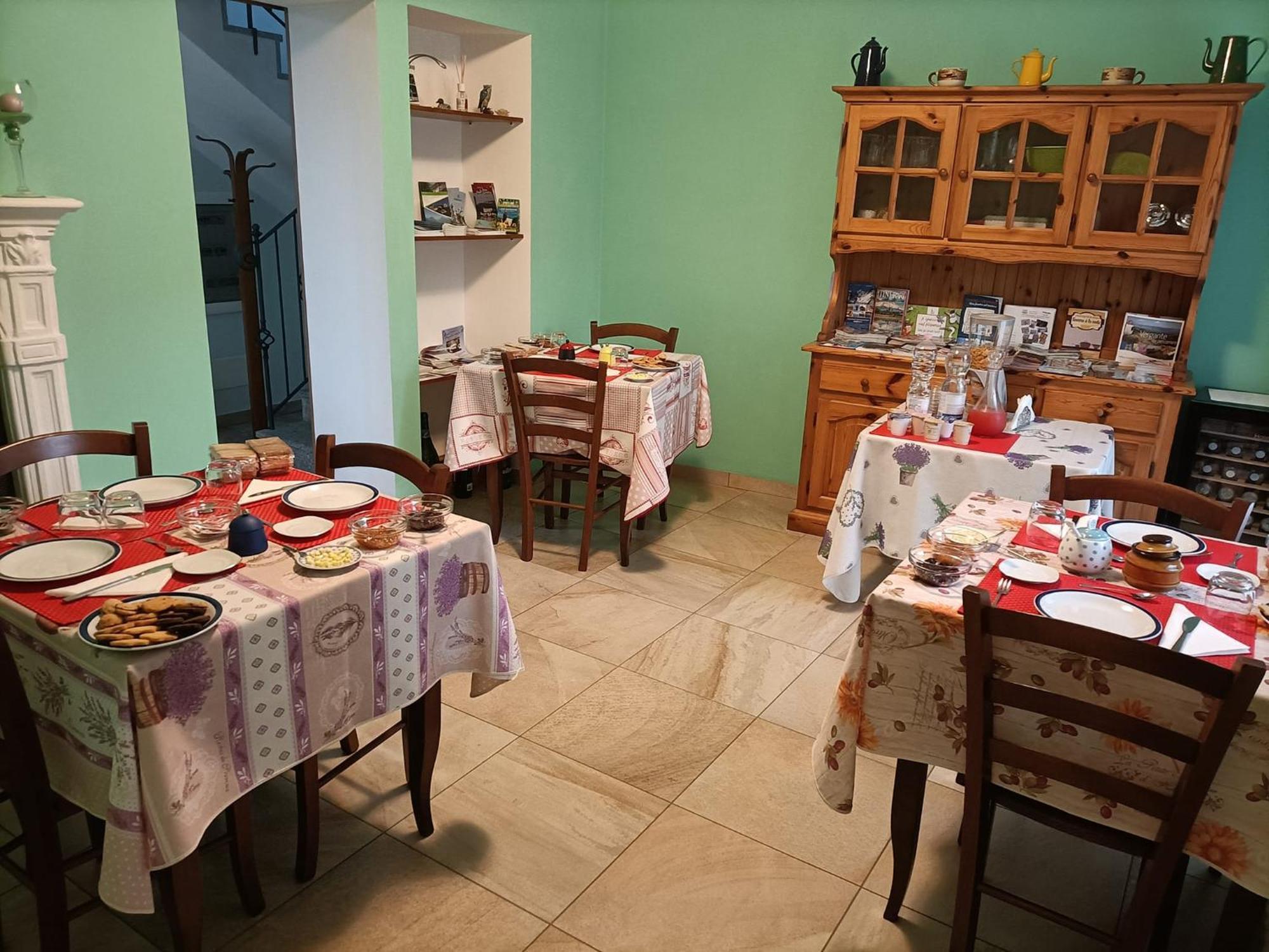 Le Colline Di Maggiora B&B Dış mekan fotoğraf